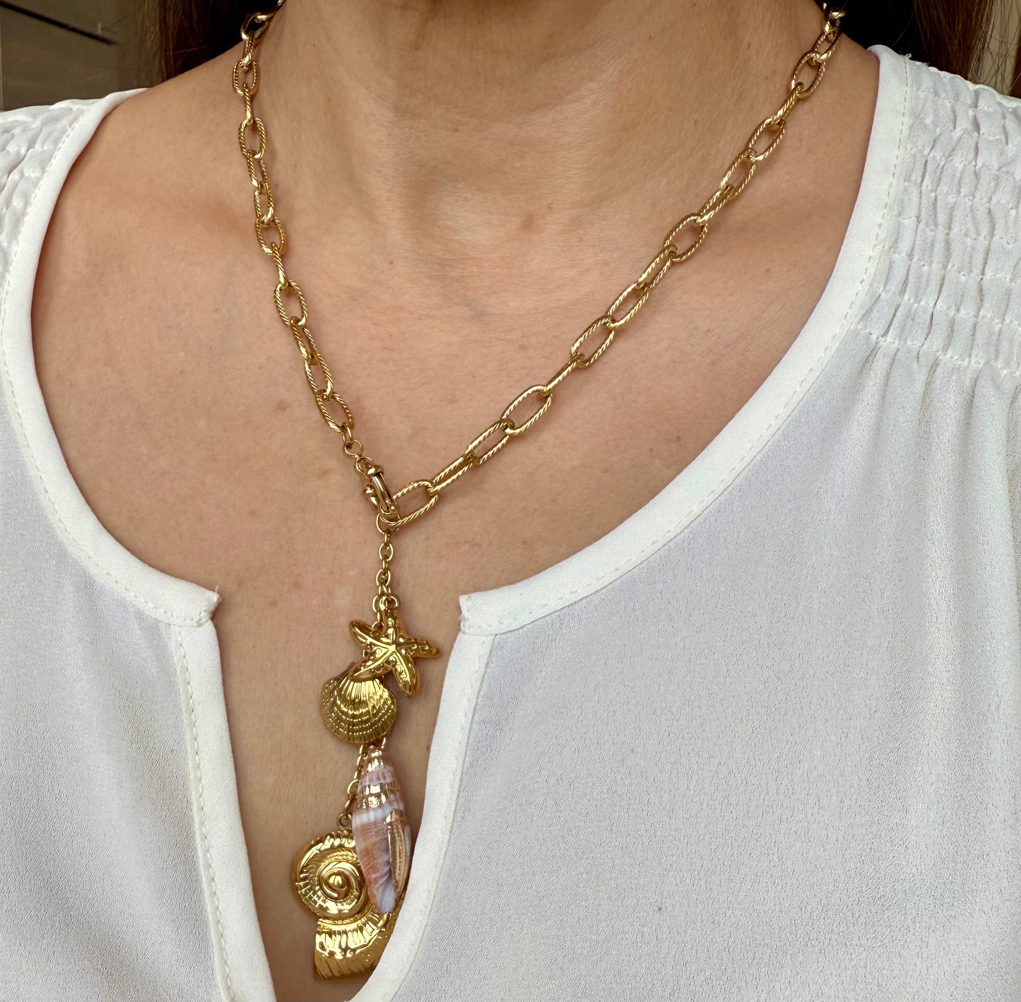 Sunday beach necklace
