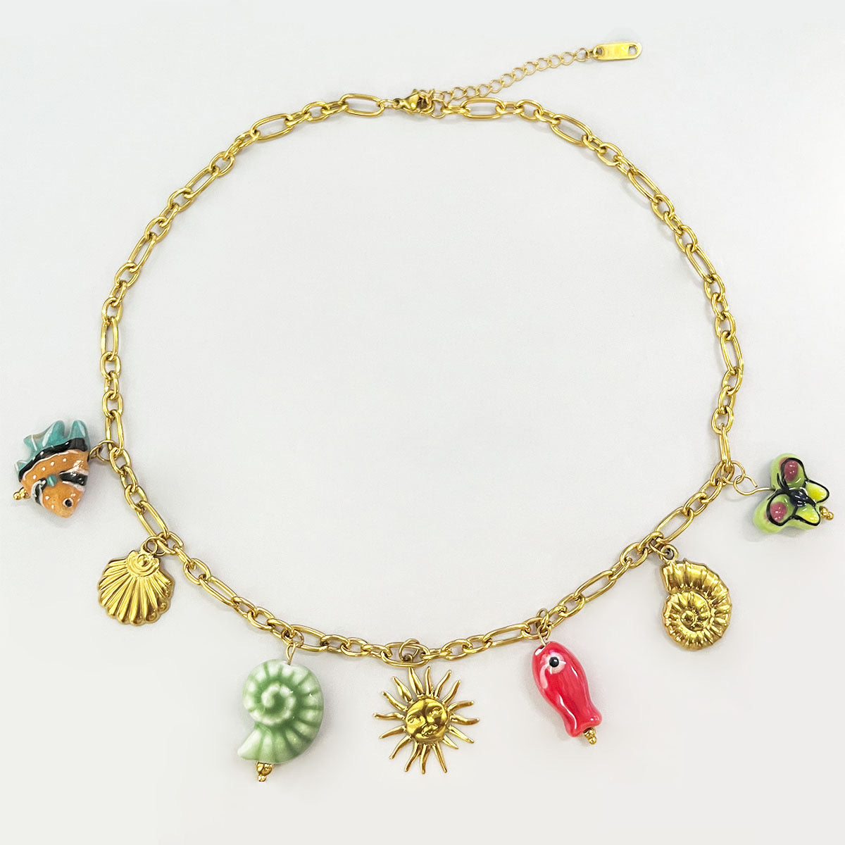 Caracolitos charms necklace
