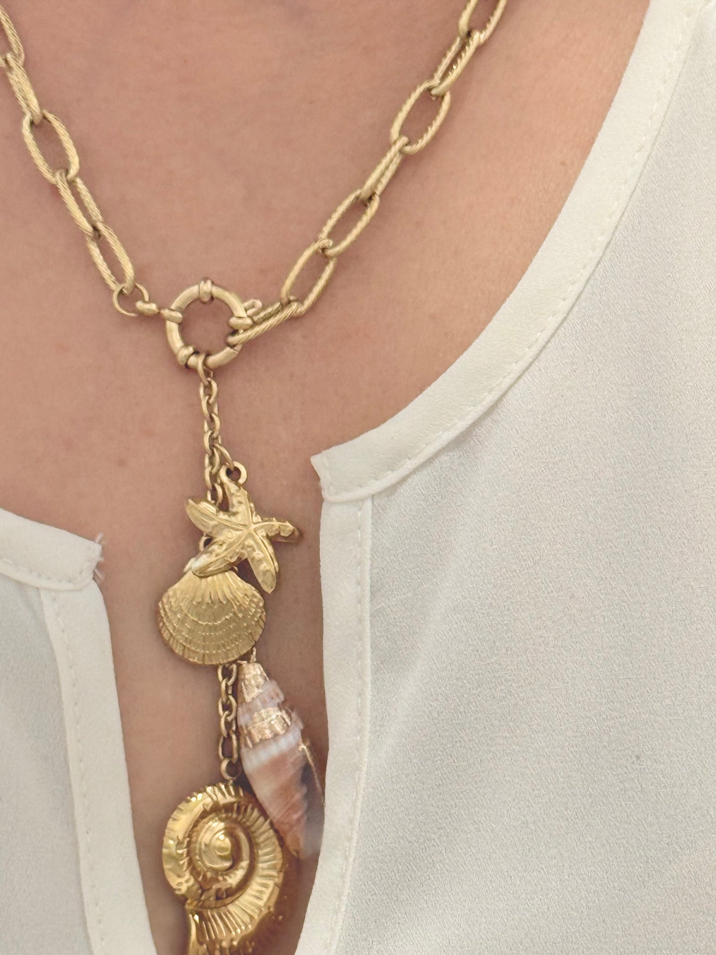 Sunday beach necklace