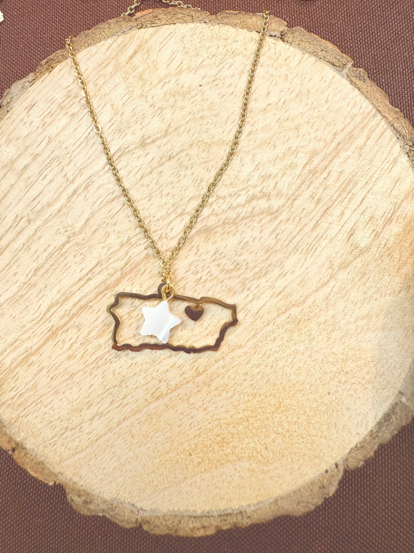 PR en el corazon Necklace