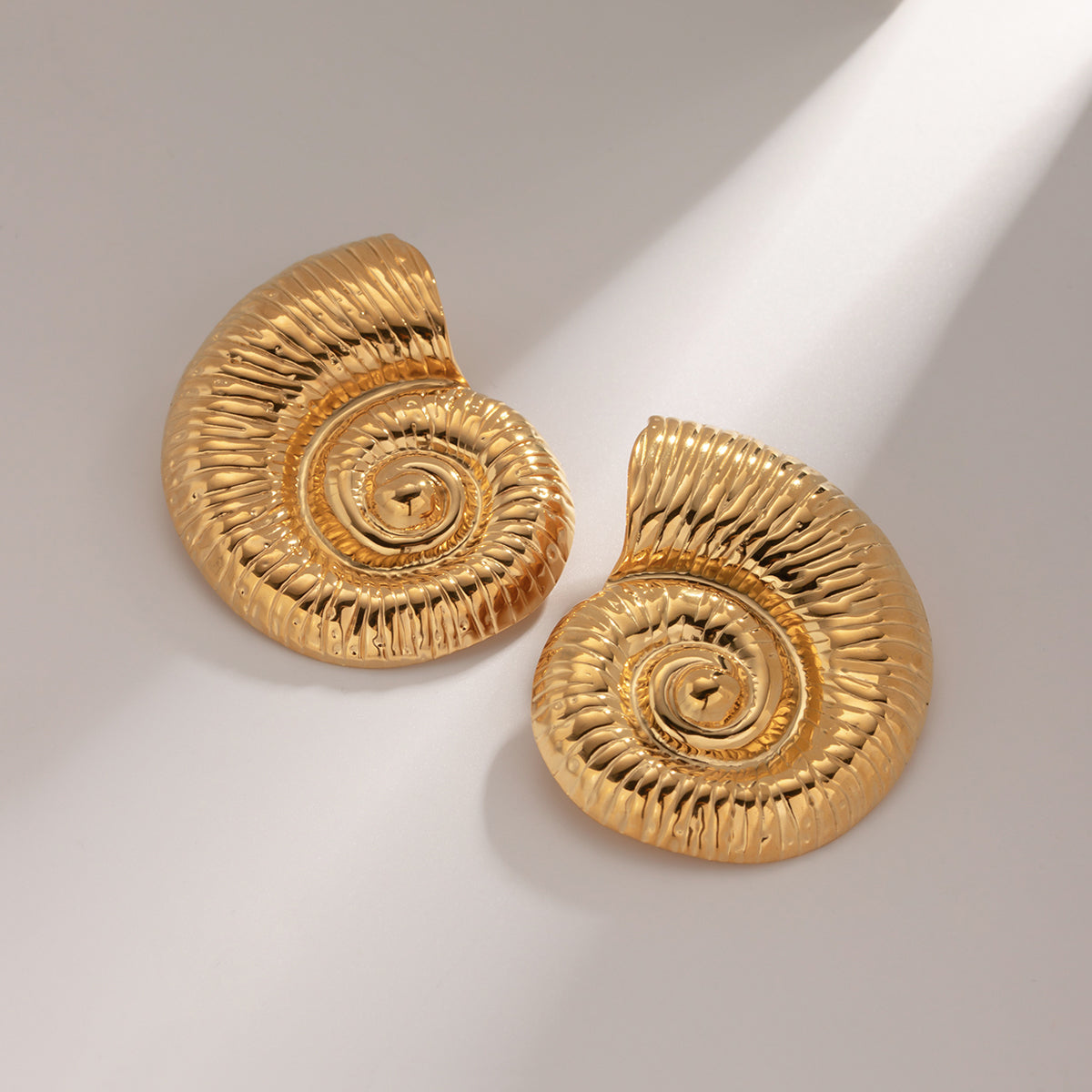 CARACOL EARRINGS