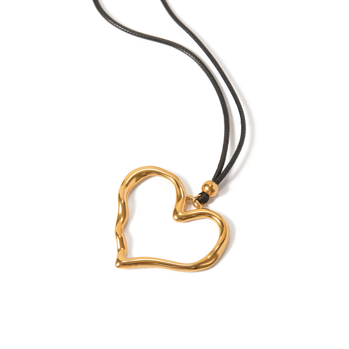 Heart chocker necklace