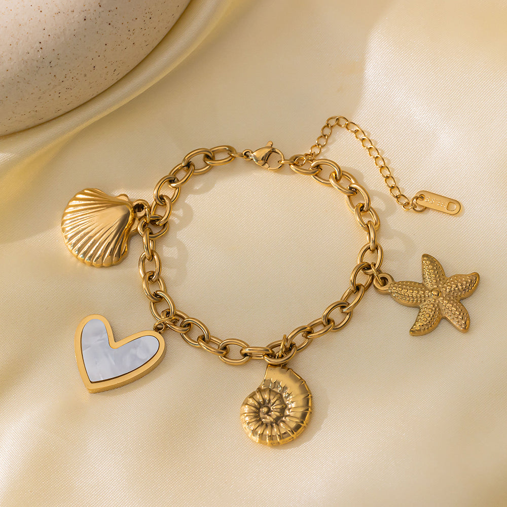HAWAII CHARM BRACELET