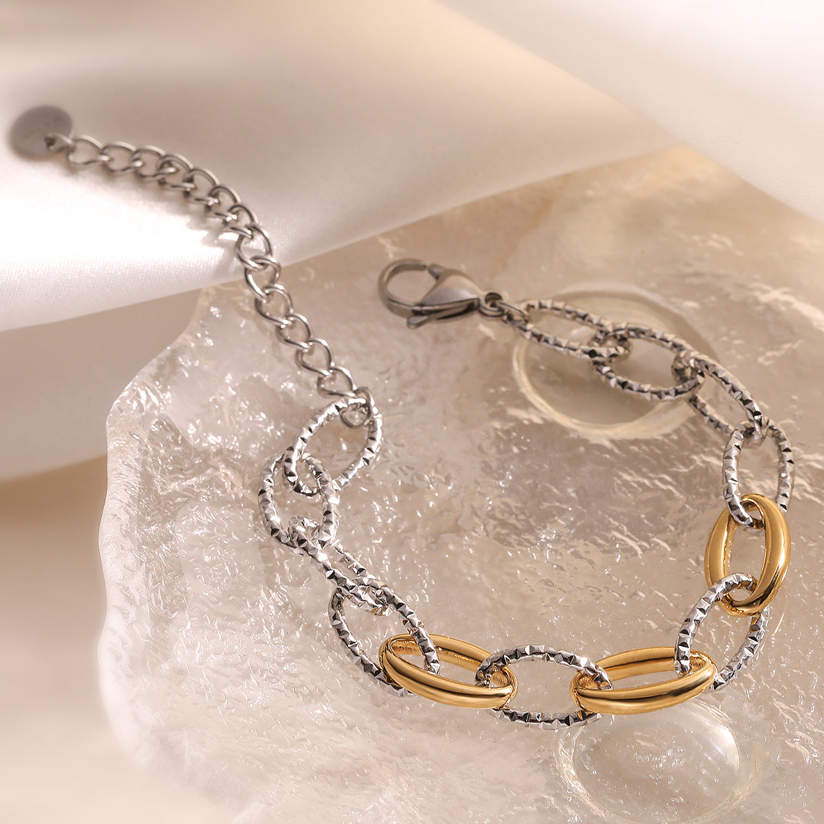 MIX GOLD AND SILVER CHUNKY BRACELET